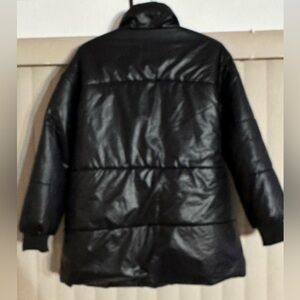 Winter black puffer jacket. Ready to wear